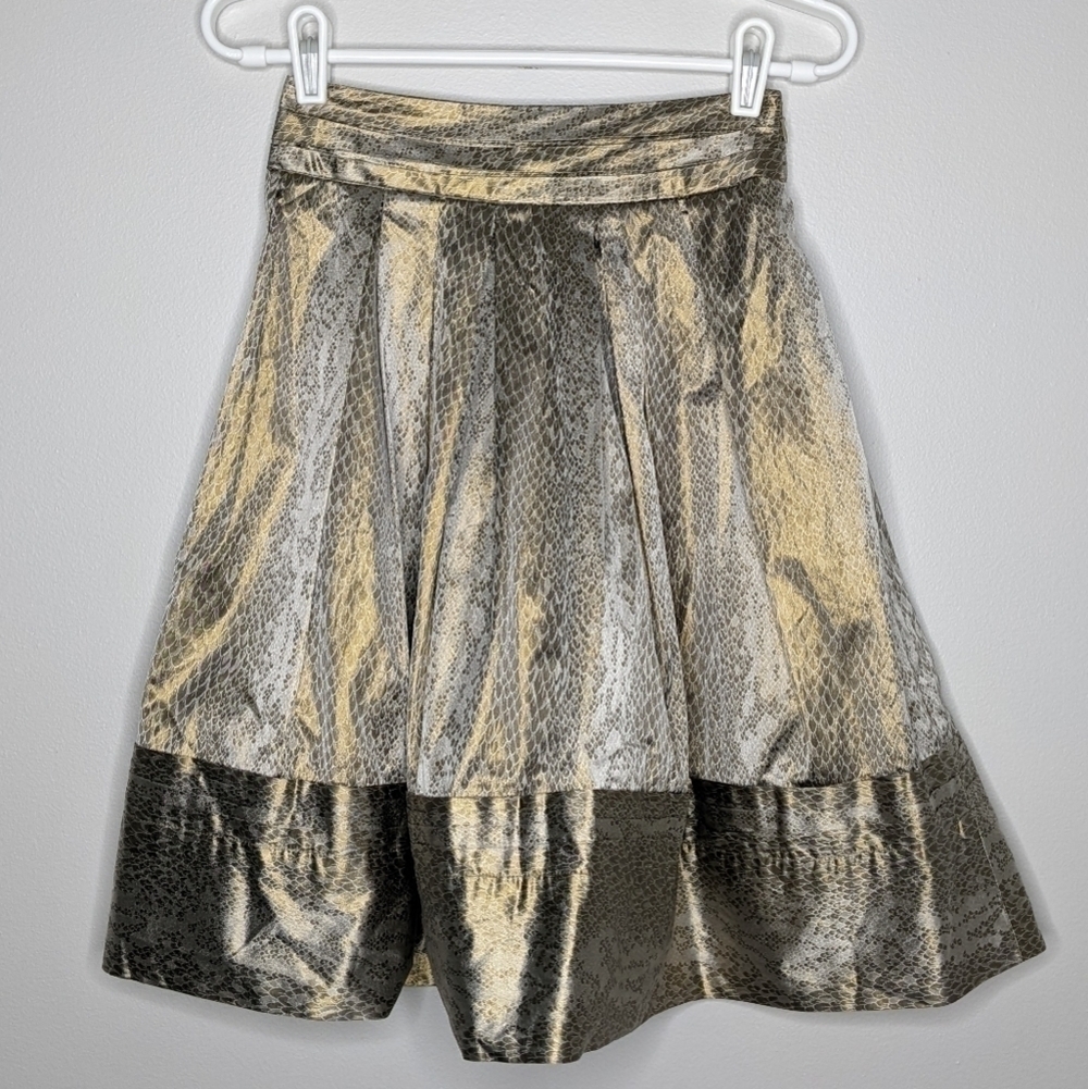 Diane Von Furstenberg silver gold snakeskin print skirt 6